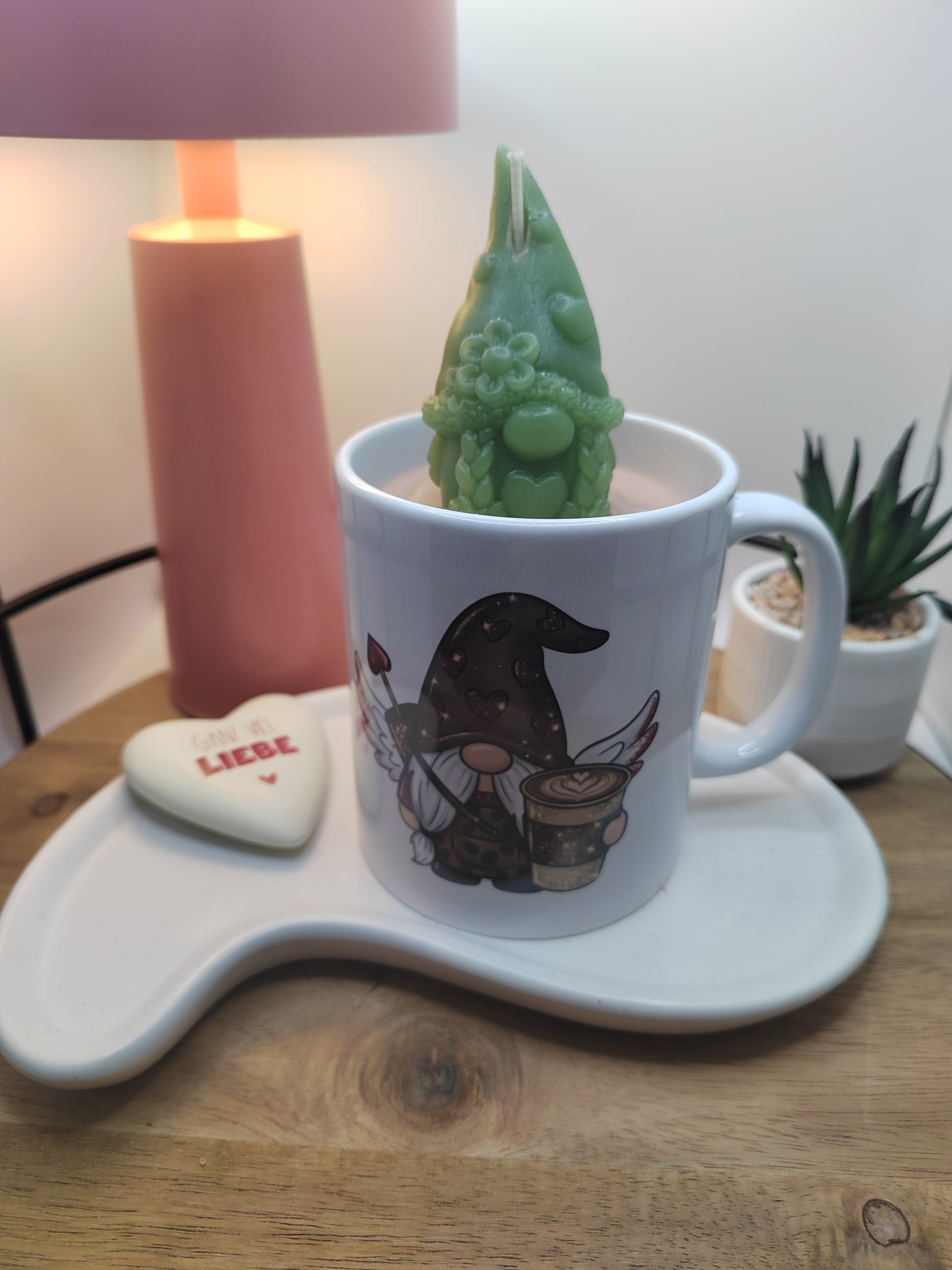 Geschenke für Männer – Kerze in Tasse „Liebe ist: Schnarchen ignorieren“