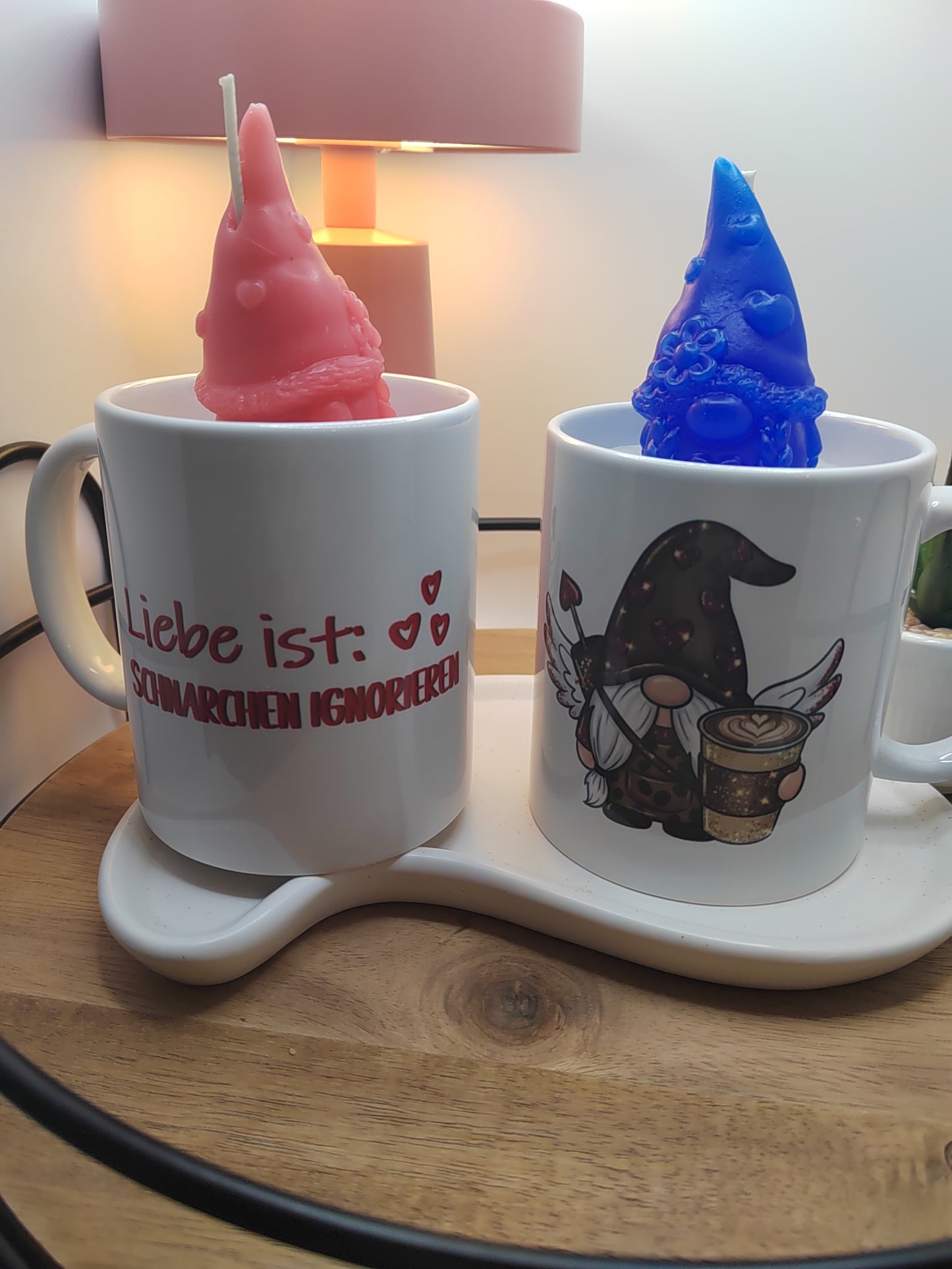 Geschenke für Männer – Kerze in Tasse „Liebe ist: Schnarchen ignorieren“