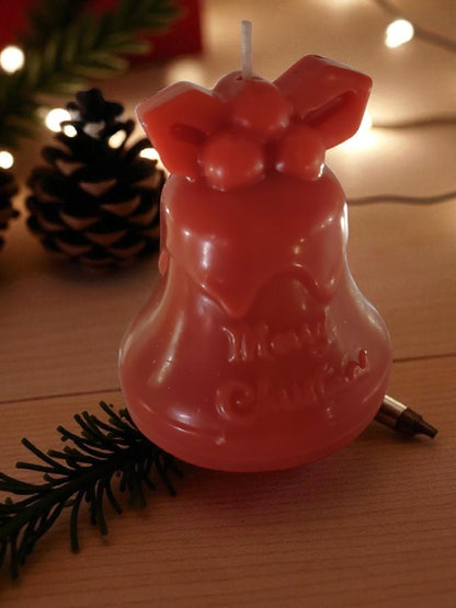 Weihnachtskerze – handgegossen, festlich, einzigartig