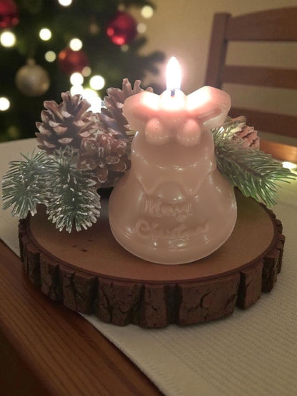 Weihnachtskerze – handgegossen, festlich, einzigartig