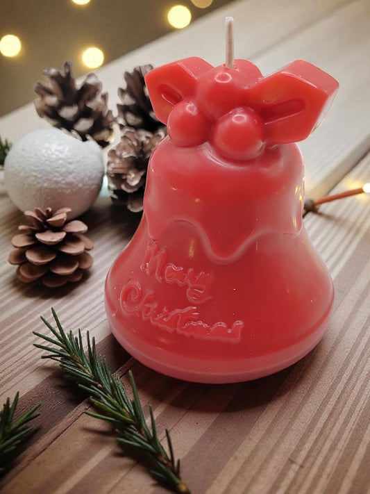 Weihnachtskerze – handgegossen, festlich, einzigartig