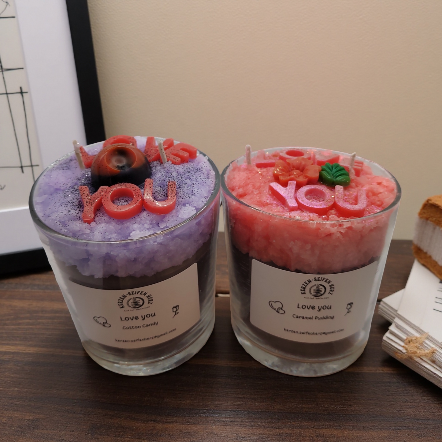 Geschenk der Liebe als Duftkerze im Glas mit Aufschrift Love you