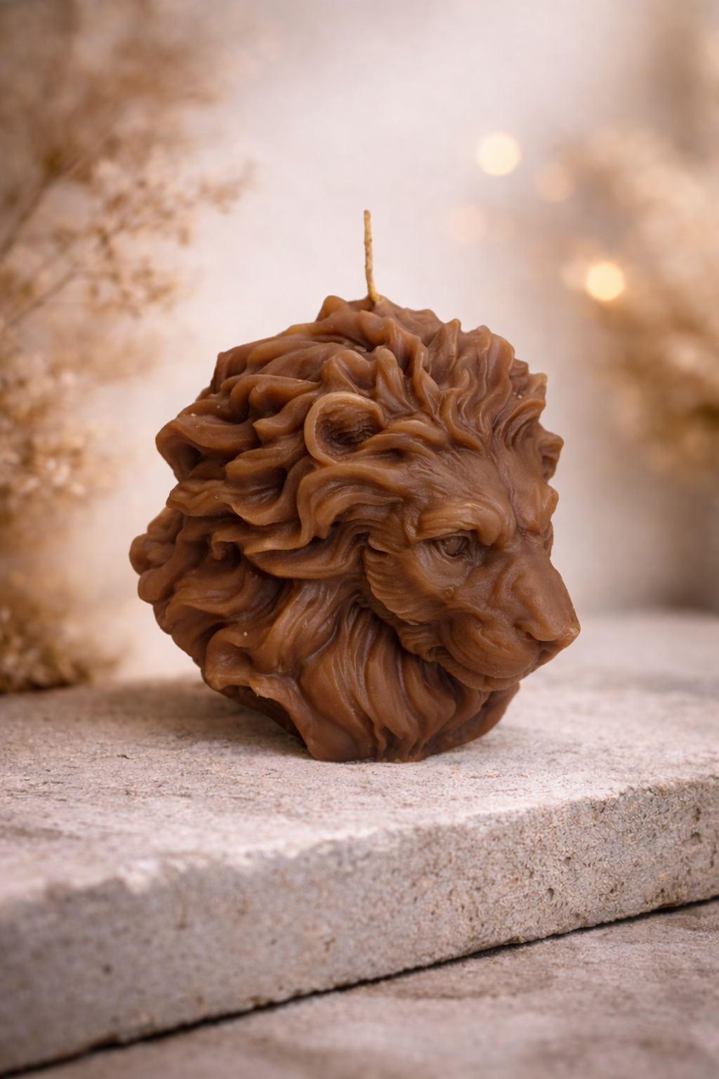 Symbol für Stärke und Kraft – Löwenkopf Kerze